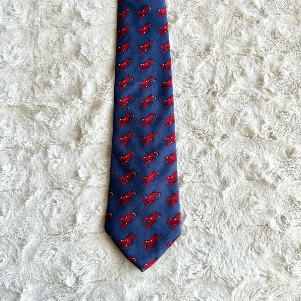 Vintage Tommy Hilfiger Necktie Mens Blue Lobster Coastal Nautical Silk USA Vtg